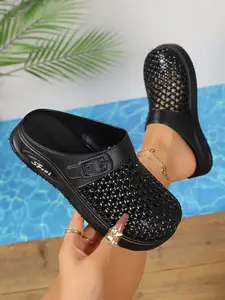 Simple Buckle Holey Women's Slippers, Breathable Sweat-Proof Head Cover Slippers, Daily Outing Versatile Non-Slip Cool Slippers