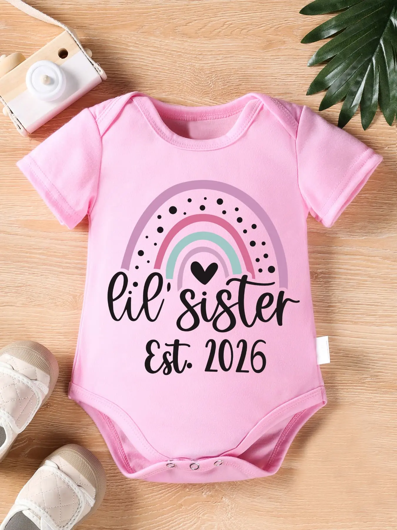 Lil Sister Est 2026 Baby Girl Bodysuit, Pastel Boho Rainbow Heart Dot Cursive Print Short Sleeve 100% Cotton Newborn Infant Romper Onesie