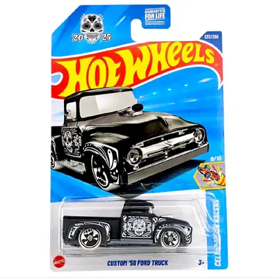 thumbnail image 2 of 1969 Ford F-100 Pickup Truck Green/Cream 1:24 Diecast Model By Motormax (79315GRNCRM) 2 of 3