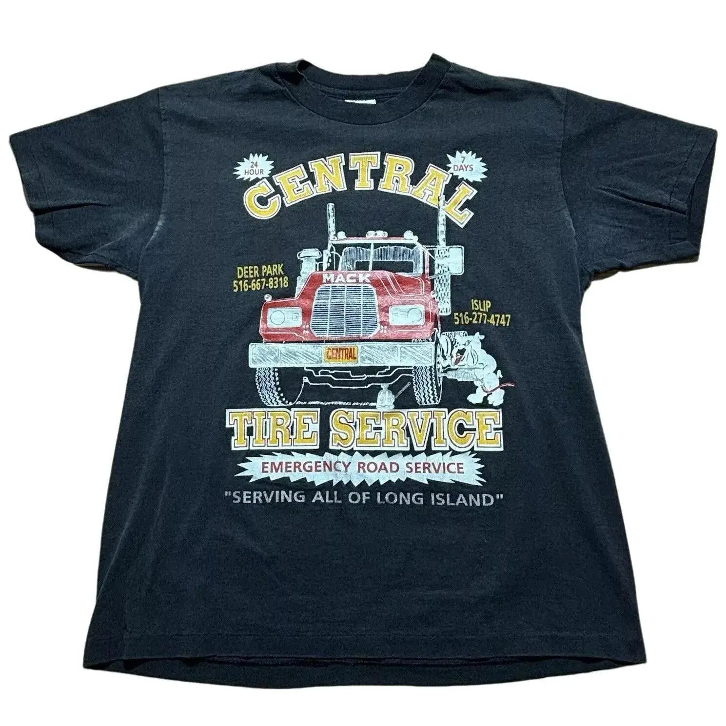 Vintage 80s 90s Mack Truck Central Tire Service Bulldog Graphic T-Shirt Sweatshirt Hoodie