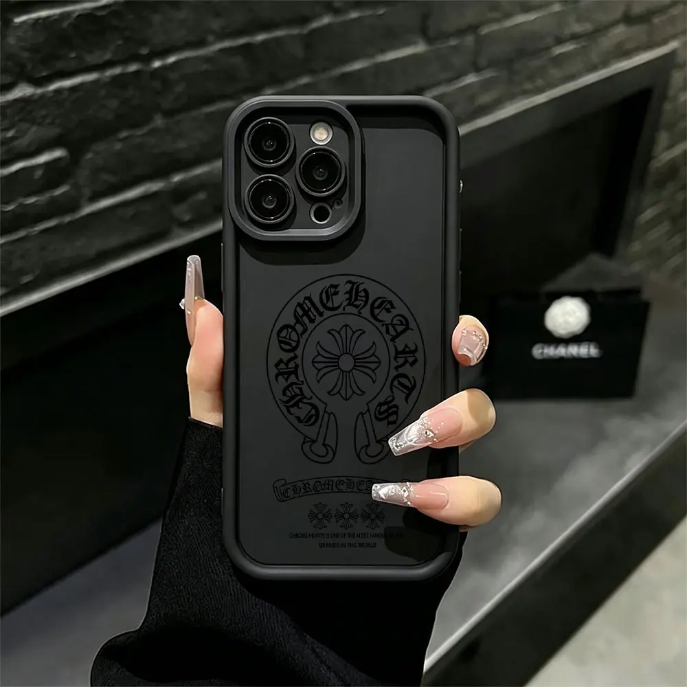 Retro Horseshoe Pattern TPU Stylish Protective Cover for iPhone 17 16 15 14 13 12 11Pro Max, Heavy-Duty Shockproof Full-Cover Phone Accessory, Phone Accessories