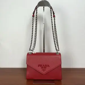 Pre-owned PRADA cowhide Shoulder Bags MILANO Saffiano Cuir Calfskin Monochrome Envelope Flap Chain Shoulder Bag qiqicj7286