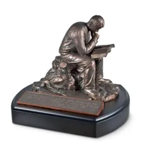 212 MAIN Moments Of Faith Putting God First No. 20125 Sculpture - Stylish Religious Decor, Collectible Art Ornaments, Religious Gifts (Item No. 0089298), Religious Decoration