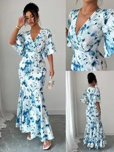 A long fishtail dress with tie-dye print, V-neck and flutter sleeves. Designed in French romantic, feminine style, it is suitable for Summer vacations, weddings, parties, dates and formal occasions, Womenswear