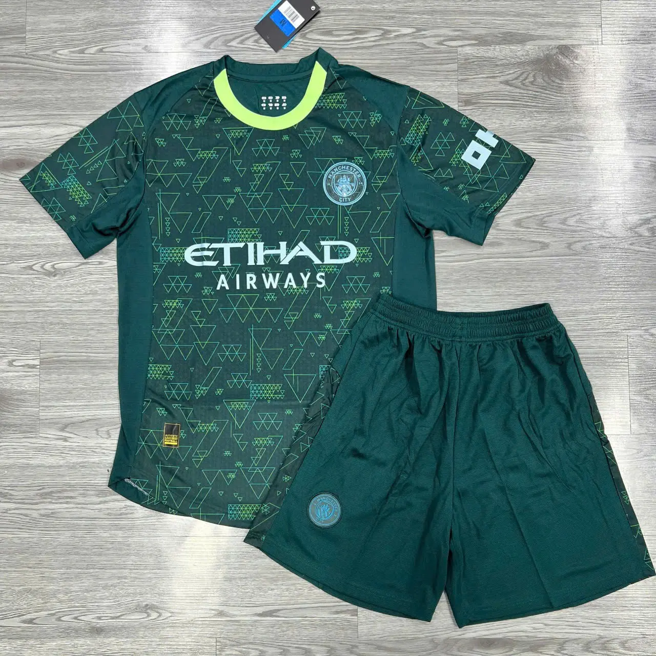 Etihad Airways X Manchester City- Green Football Fan Jersey – 2025/26 Season | Adult Unisex