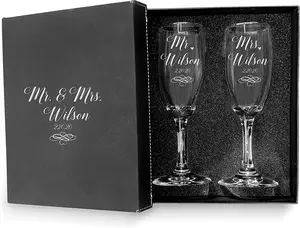 Set of 2 Personalized Wedding Champagne Flutes with Box- Engraved Mr. & Mrs.Champagne Glasses for Bride and Groom - Mr and Mrs Design - Flutes for Wedding