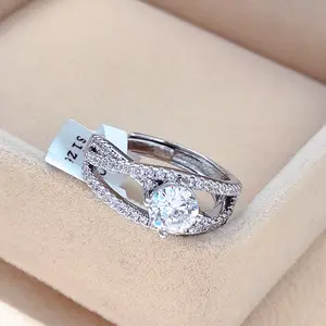 Zircon Ring, Fashionable and Simple Interwoven - line Open - ended Finger Ring