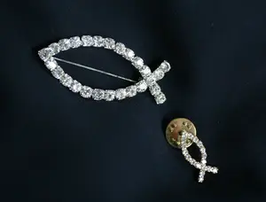 Christian Symbol Brooch Ichthys Pin Christianity Fish Jewelry Clear Rhinestones Fashion Jewelry