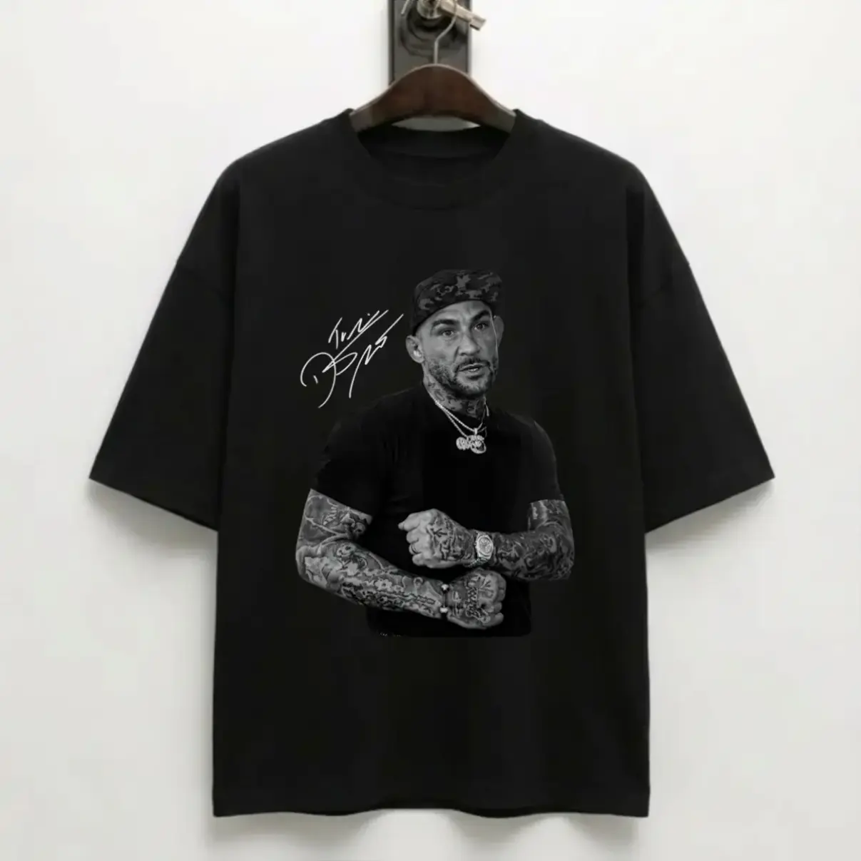 Premium 100% Cotton Unisex Hip Hop Streetwear Graphic Tee | Heavyweight Retro Tattoo Art T-Shirt | Classic Portrait Autograph Crewneck Short Sleeve, Loose Fit Men Women Casual Daily Black Top gym apparel