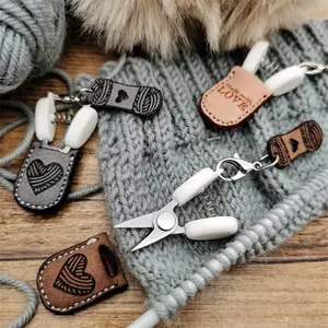 Mini Scissors with Artificial Leather Case, Portable Travel Mini Scissors, Multi-Purpose Compact Tool for Handmade Sewing Daily Tasks, Cutting Supplies