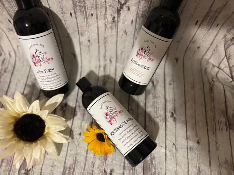 Natural Laundry Detergent - Liquid Detergent Gentle on Skin, Efficiently Cleans Clothes with Long-Lasting Fresh Scent