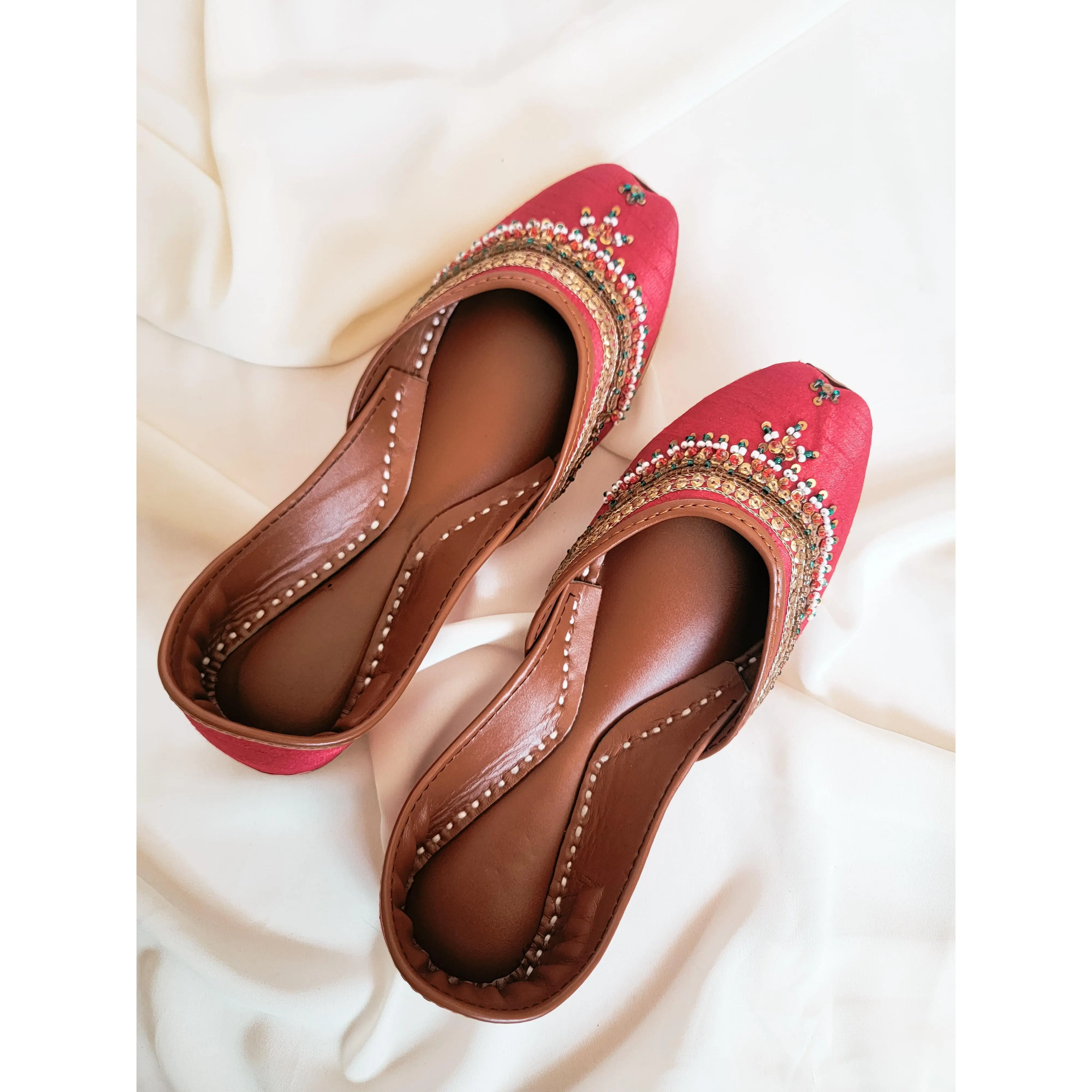 Lal Handmade Jutti/Khussa