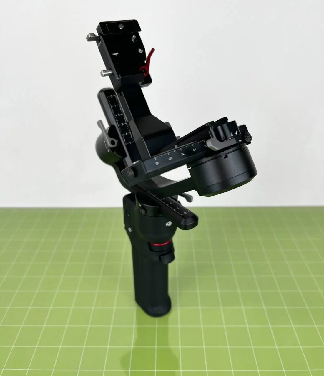 DJI RS 3 Mini 3-Axis Gimbal Stabilizer - Black