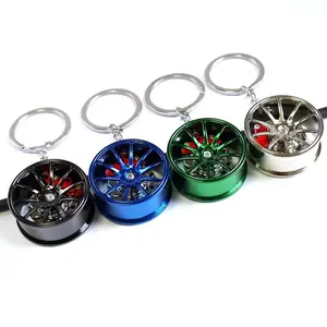 360° Rotating Simulation Brake Disc Wheel Hub Modified Car Keychain Creative Pendant Cool Gift for Men's Car Keys