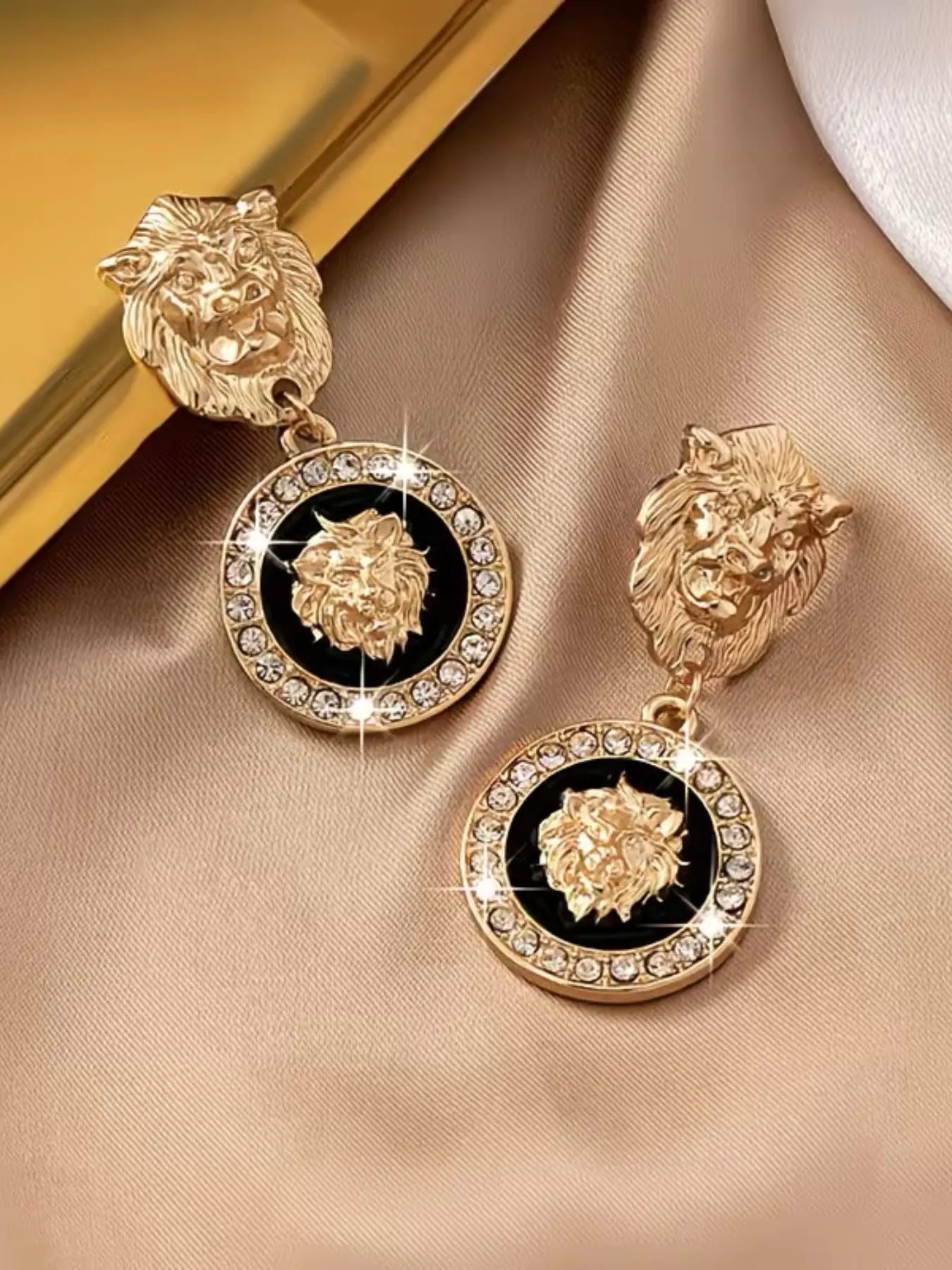 Geometric Lion Head Stud Earrings, Animal Pattern Cute Style, Alloy Material, All Seasons Wear, Vintage Design for Women, Fashion Jewelry Earrings, Earrings Studs