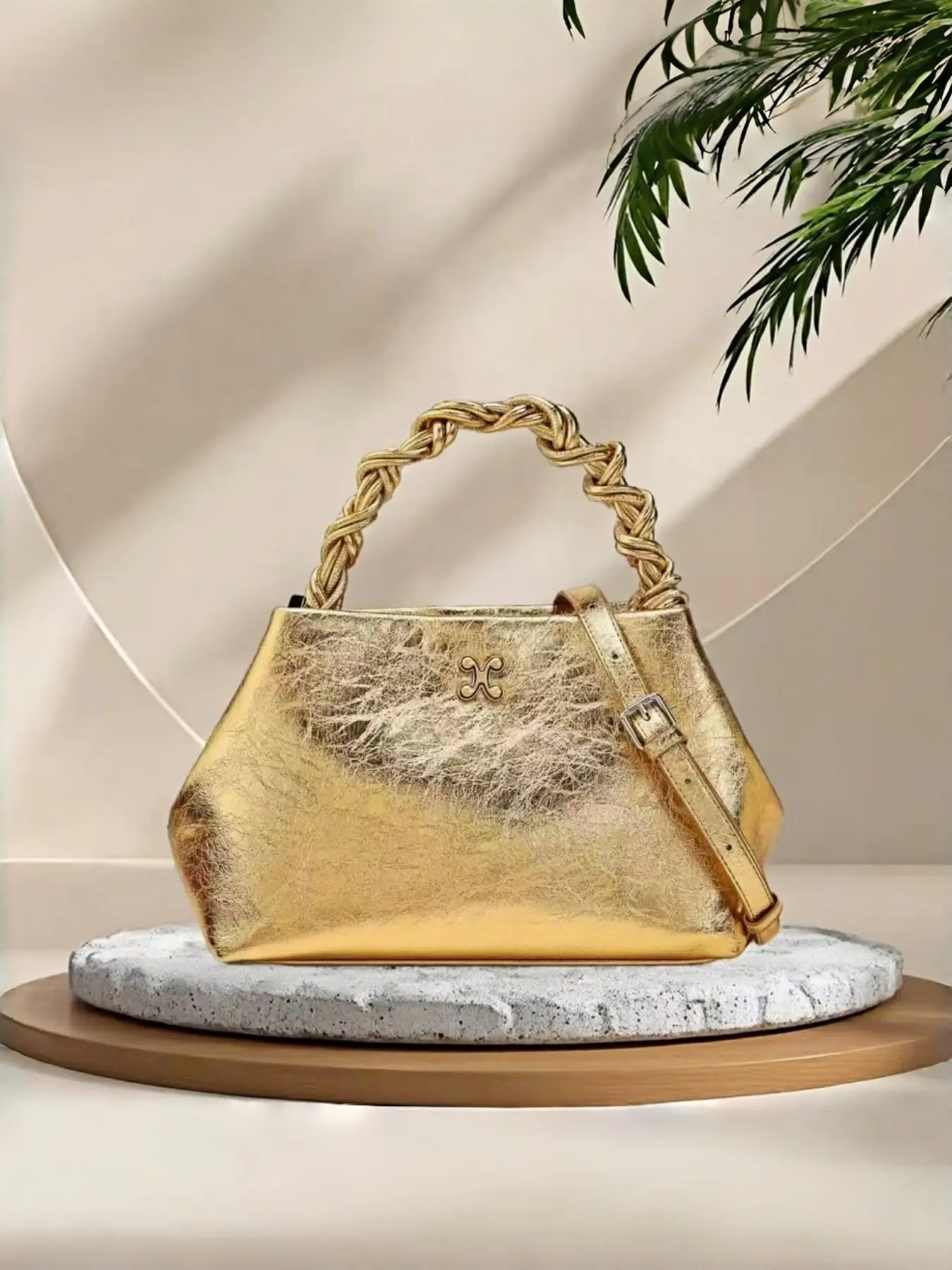 Luxury Metal Pleated Leather Braided Twisted Bag, Unique High-End Single Shoulder Crossbody Small Bag, Fashionable Accessory