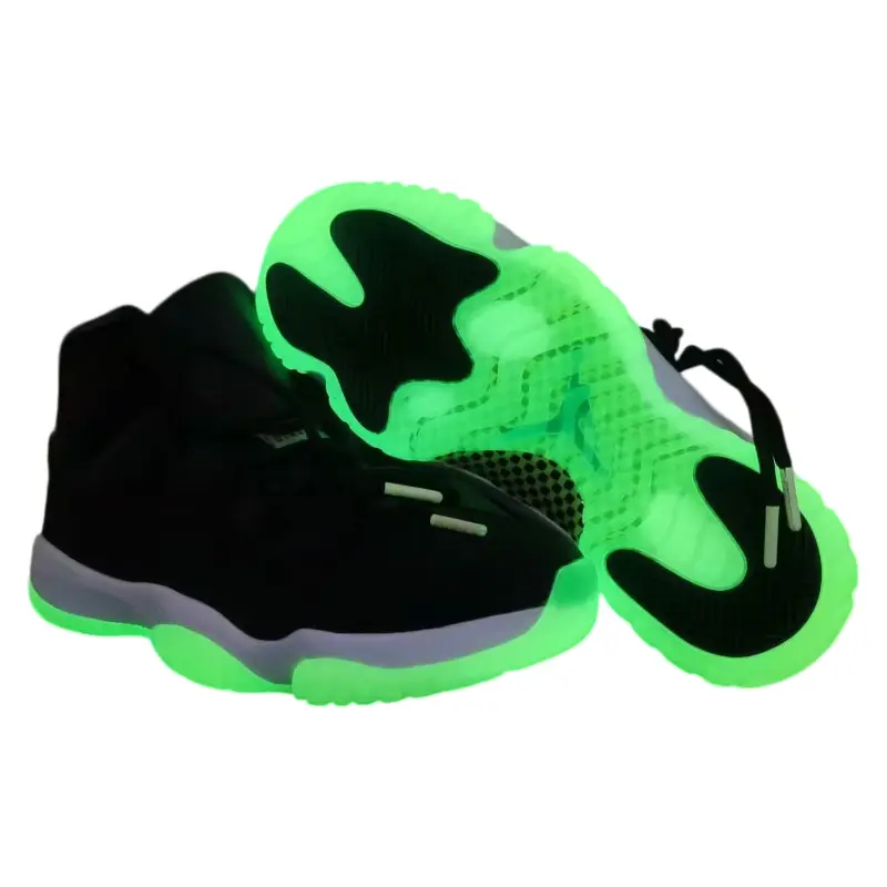 High‑Top Suede Sneakers, Black Suede Upper, Glow‑In‑The‑Dark Translucent Outsole, Lace‑Up Retro Athletic Shoes, Cushioned Midsole Street Fashion Footwear