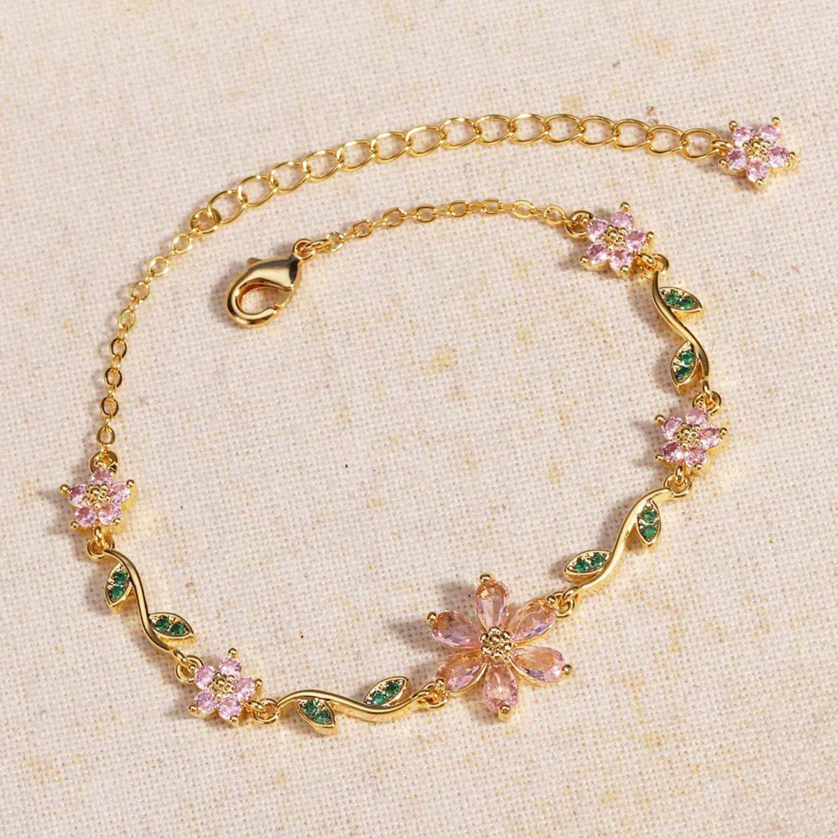 Cherry Blossom Bracelet for Women Pink Flower Chain Link Bracelet Gold Cherry Blossom Bracelets Adjustable Fashion Jewelry Accessories