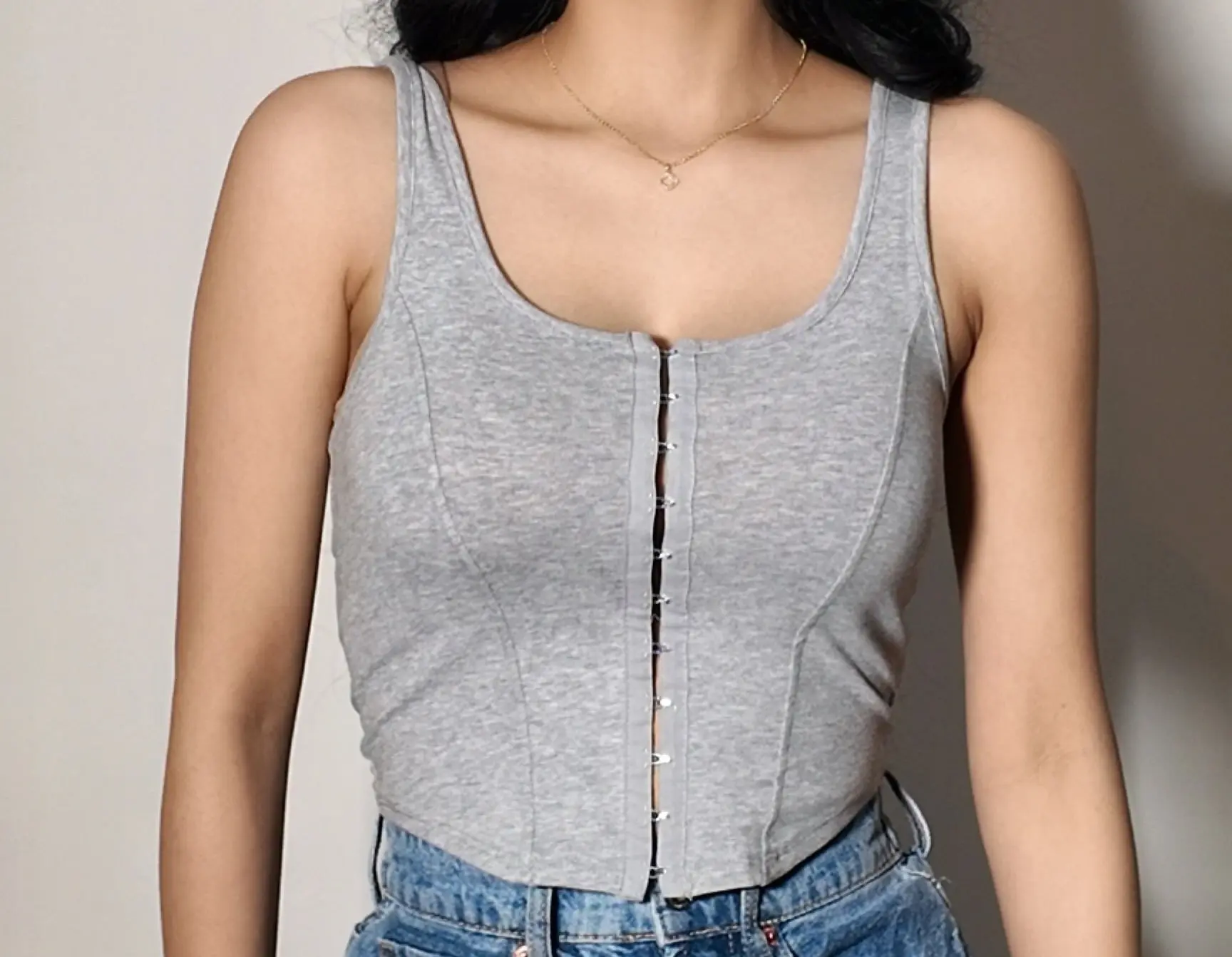 Grey Cropped Tank Top - Women's Basic Casual Tank Top for Comfort and Minimalist Style