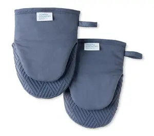 Town & Country Basics Basketweave Mini Oven Mitts 2-Pack Set