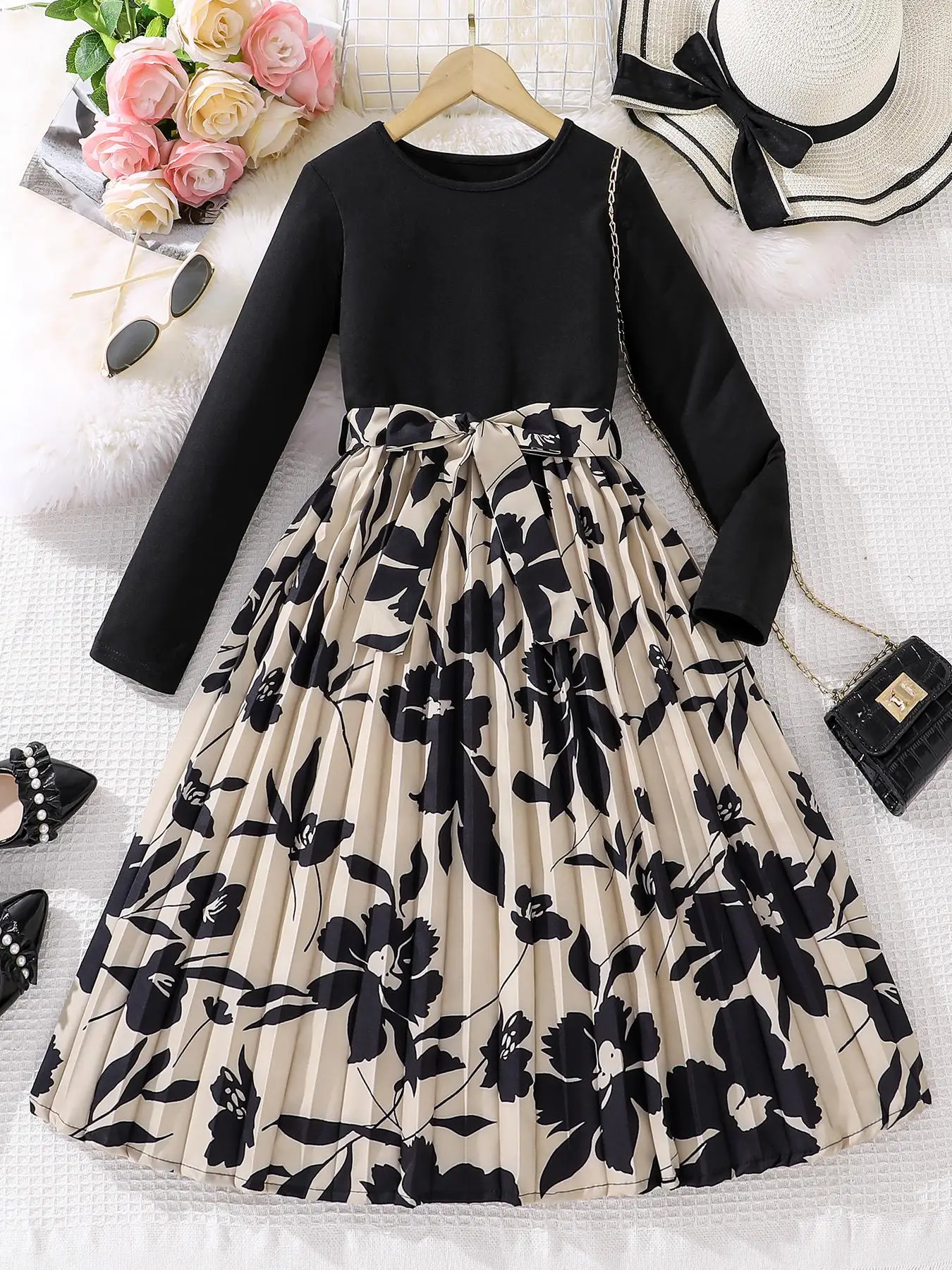 Girl's Patchwork Floral Print Belted Pleated Dress, Elegant Long Sleeve Round Neck A Line Dress for Party Holiday Wedding Guest, Kids Fall & Winter Cl