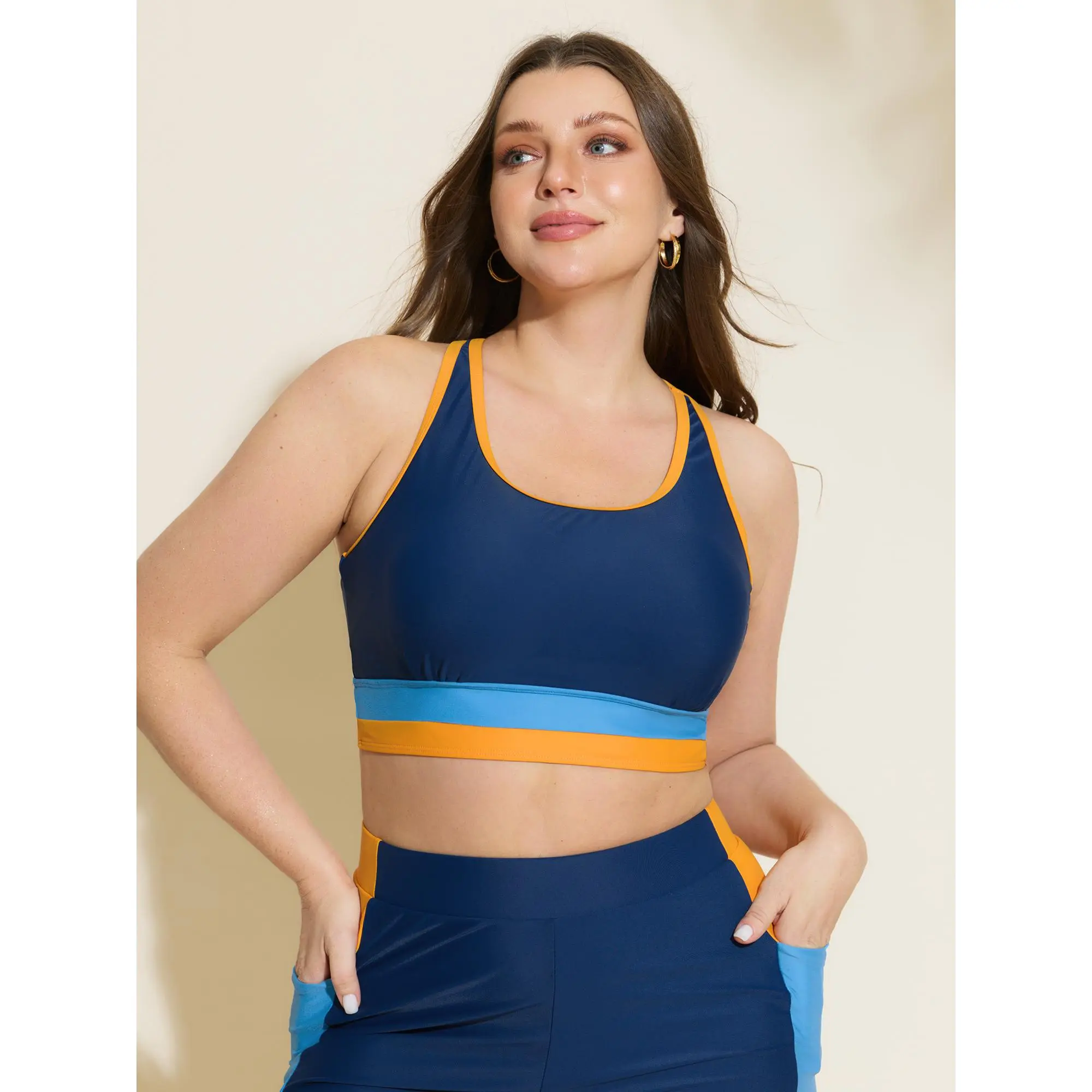 BloomChic Women's Plus Size Colorblock Round Neck Bikini Top,Chlorine Resistant Nylon Spandex Stylish Swim Top,Stylish Bathing Suit,Swim Tops,Summerfinds