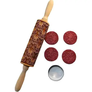 Vintage Embossed Wooden Rolling Pin for Baking - Perfect for Fondant, Cookies, and Christmas Baking Accessories