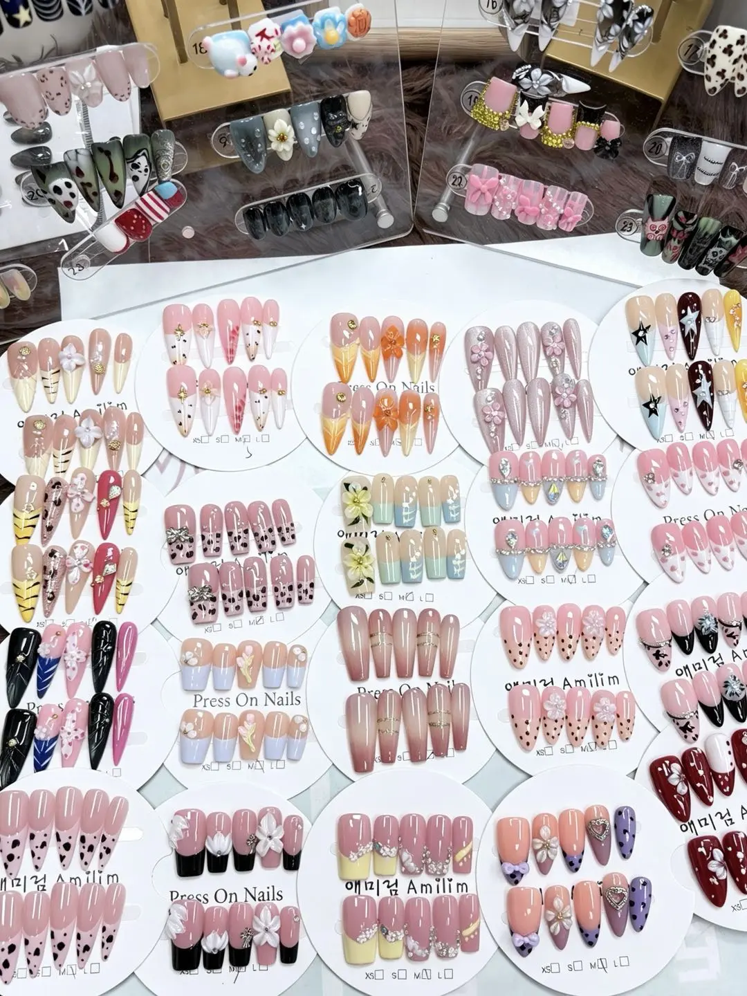 Yona(20147)gc.mystery box 20 pairs for $30 selectable size and length, random style