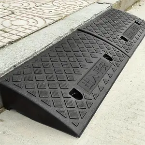 Portable Car Ramp, Front Location Durable Threshold Ramp for Lawn Mowers, Cars, Wheelchairs, and Pets with Bolt Hole Fixing, Car Accessories