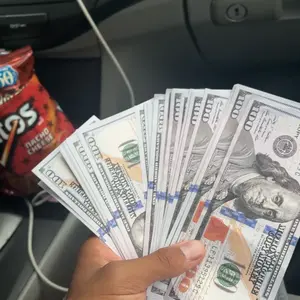 Durable Prop Money $100 Bill Set, Ideal for Party Events, Wedding Celebrations, TV & Music Video Productions, Photo Shoot Backdrops