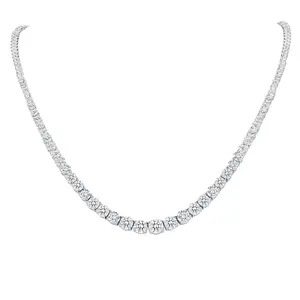 Graduated Diamond Tennis Necklace in 14K Gold