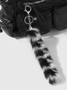 Super Giant Plush Fox Tail Bag Charm Keychain, Purse Accessories Charm, Fashionable Halloween Handbag Accessory, Eye-Catching Style Statement for Bags & Clothing Decorations, Trendy Bag Charms