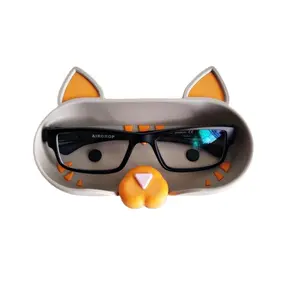 Kitten Eyeglass Tray - Adorable Animal Friend Eyeglass Tray - Cute 3D Printed Cat Holder for Glasses - Fun Nightstand Organizer