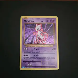 Mewtwo - 14 - Classic Collection Holofoil