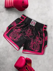 1 Set Men‘s Dragon Muay Thai Shorts, Breathable Athletic Shorts, Lightweight Workout Shorts, Workout Impact Shorts & Pink Boxing Gloves, Premium Pink & Black Fightwear with Hand Detail, For Fighters, Training and Muay Thai Competitions
