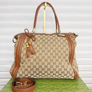 Pre-owned GUCCI Canvas Shoulder Bags 7.8'' R2589 Shoulder Bag C19484472741 0124 T1 Chloe