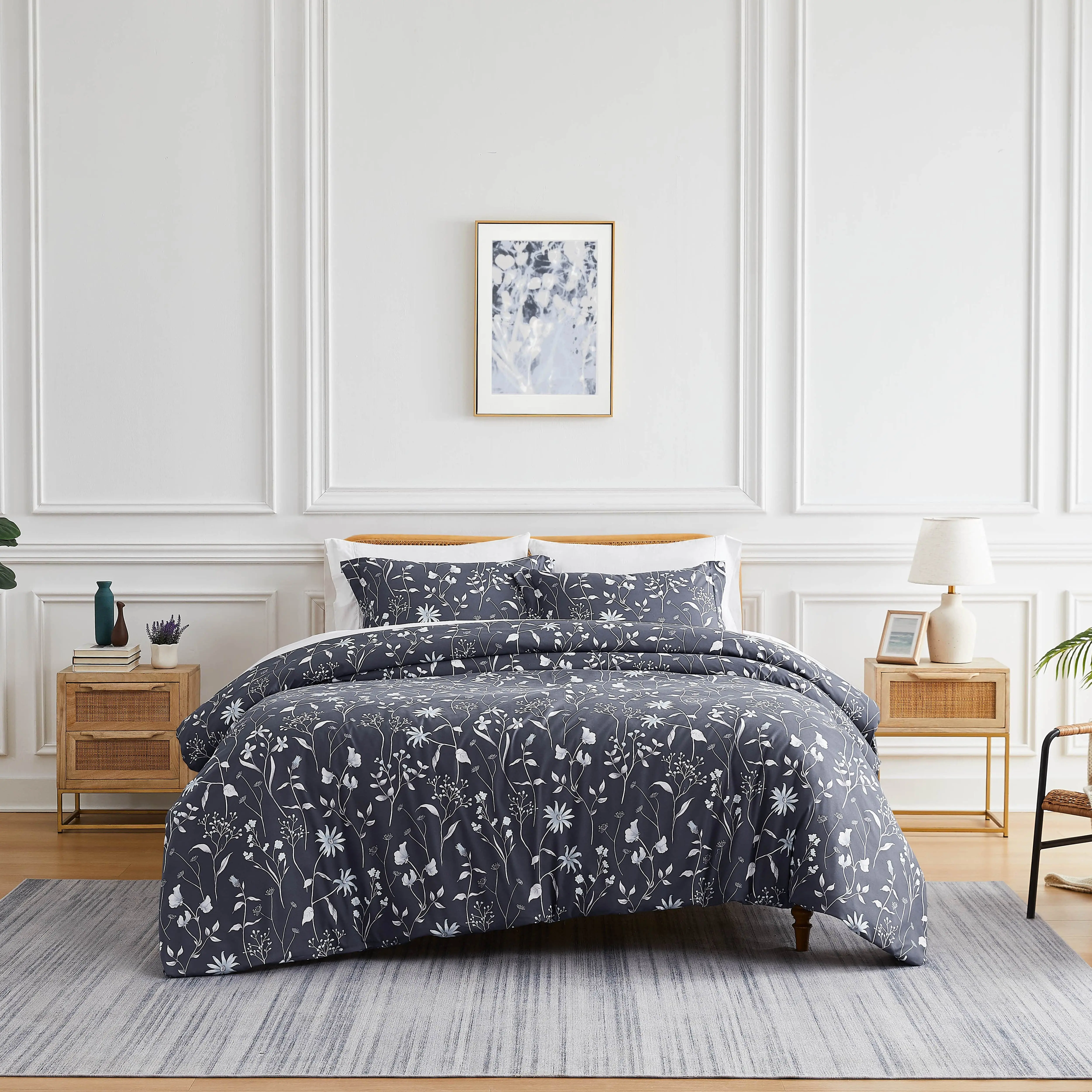 Secret Meadow Double-Sided Duvet Cover Set - Soft Bedding, Upscale Boutique Look, Floral Spring Meadow Print, Zippered Closure, Machine Washable Bedroom Bedding with Shams, Soft Bedding Sets, Decorative Cover Duvets, Set Includes Shams