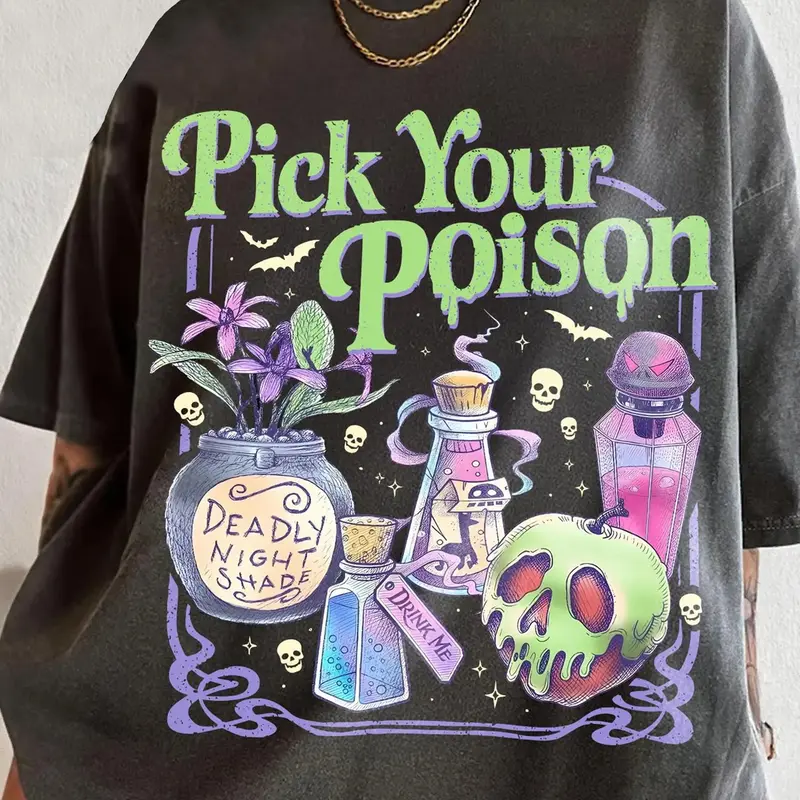 Women's Halloween Cartoon Print & Letter Print Regular Fit Round Neck T-shirt, Bootleg Tee, Fitted Casual Streetwear Top for All Seasons, Women's Gift for Daily Wear and Outing