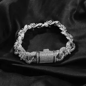 Iced Out Flower Infinity Cuban Link Bracelet Moissanite Diamond Look Chain for Women Men, Full Pave Bling Statement Wrist Jewelry with Luxury Clasp, Hip Hop Floral Cuban Bracelet for Party Wedding Anniversary Gift Unisex Style