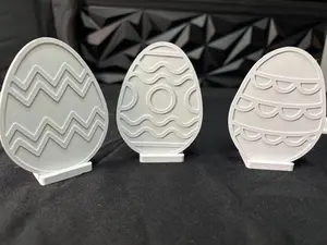 3 Easter Eggs 3D Coloring Set with stand