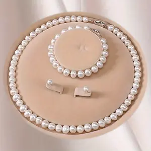 Elegant and luxurious imitation pearl necklace set, including stunning bracelets and earrings, women's jewelry set