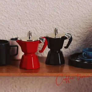Miniature Metal Coffee Pot Dollhouse Accessory, Realistic Design Mini Coffee Machine Toy Model, Open Lid Coffee Utensil Set, Miniature Furniture