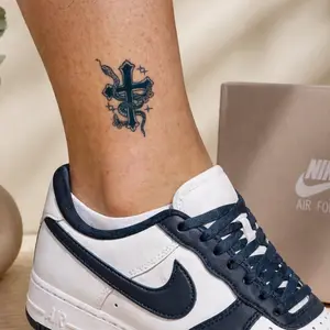 Serpent Cross
