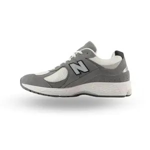 New Balance 2002R Men's Training Shoes with Durable Design and Comfortable Fit for Active Use