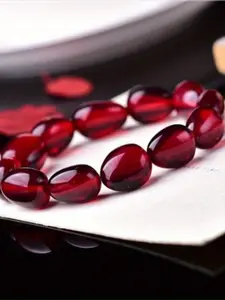 Fashion Men's Hand Bracelet, Irregular Amber Wax Bloodstone Beaded Necklace, Unisex Daily Wear, New Year Gift for Boyfriend/girlfriend