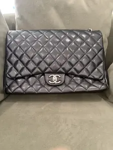 Pre-owned CHANEL Leather Shoulder Bags Classic Double Flap Bag Quilted Lambskin Maxi