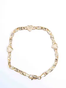 New gold-plated heart bracelet. Available in 7.5 inches.