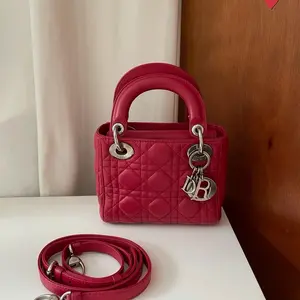 Pre-owned Dior leather Shoulder Bags Lady mini red lambskin shoulder bag