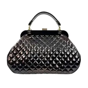 Pre-owned CHANEL Lambskin Tote Bags Vintage Black Quilted Patent Leather Frame Top Handle Bag with CC Logos