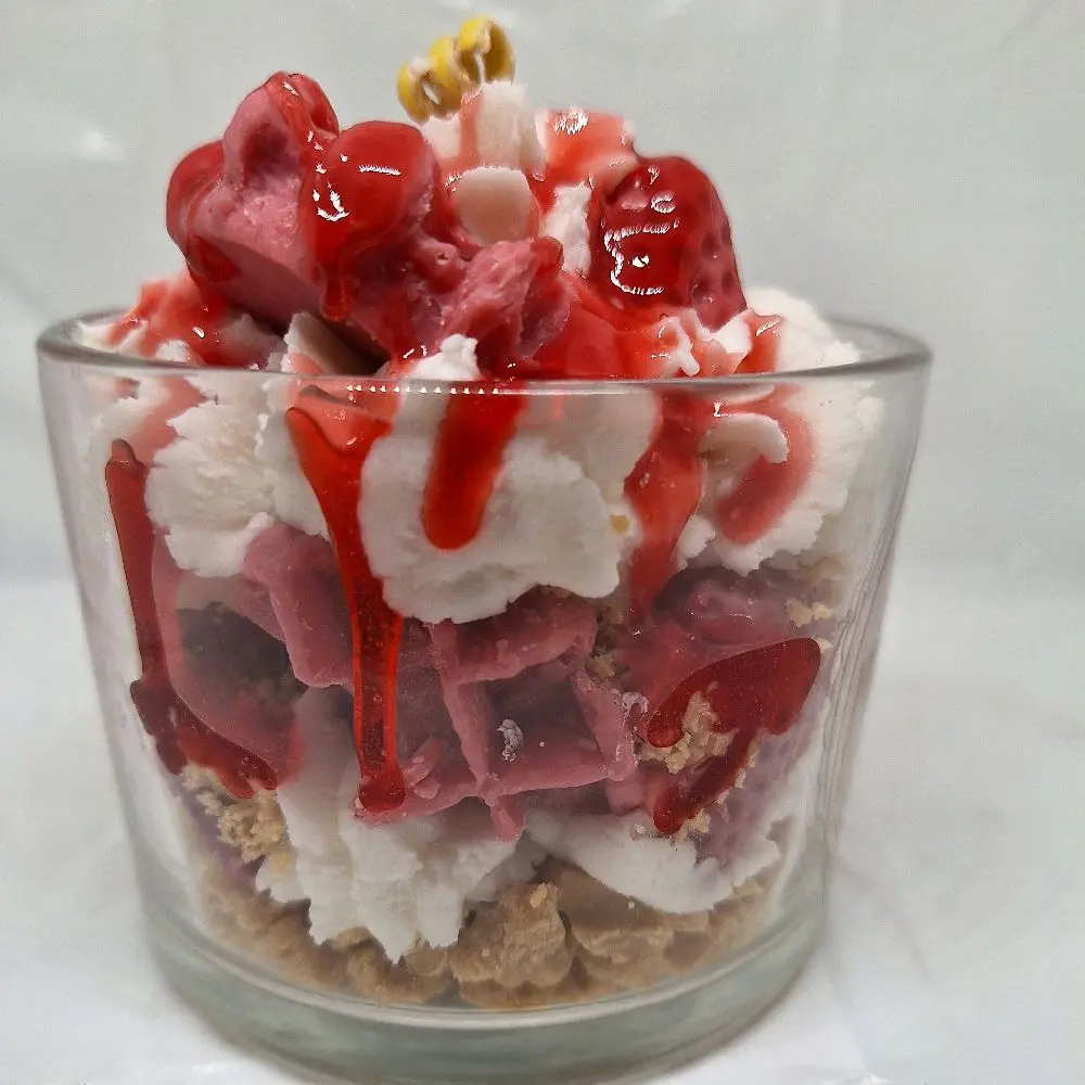 Strawberry Waffles & Cream Scented Aroma Candle - 1-Piece Casual Home Decor Candle, Ideal Gift for Gift Lovers and Home Supplies Needs